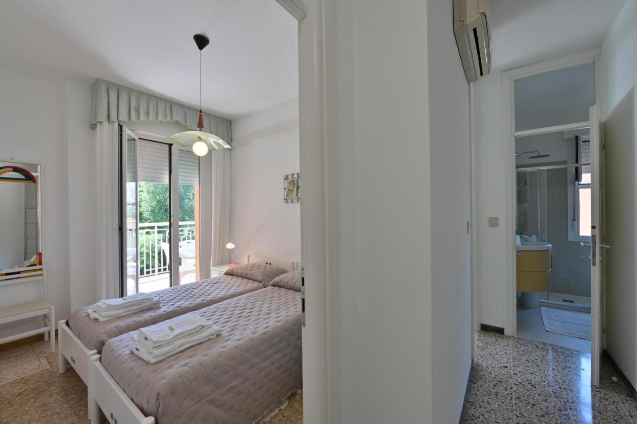 Residence Mariavittoria Lido di Jesolo Exterior foto