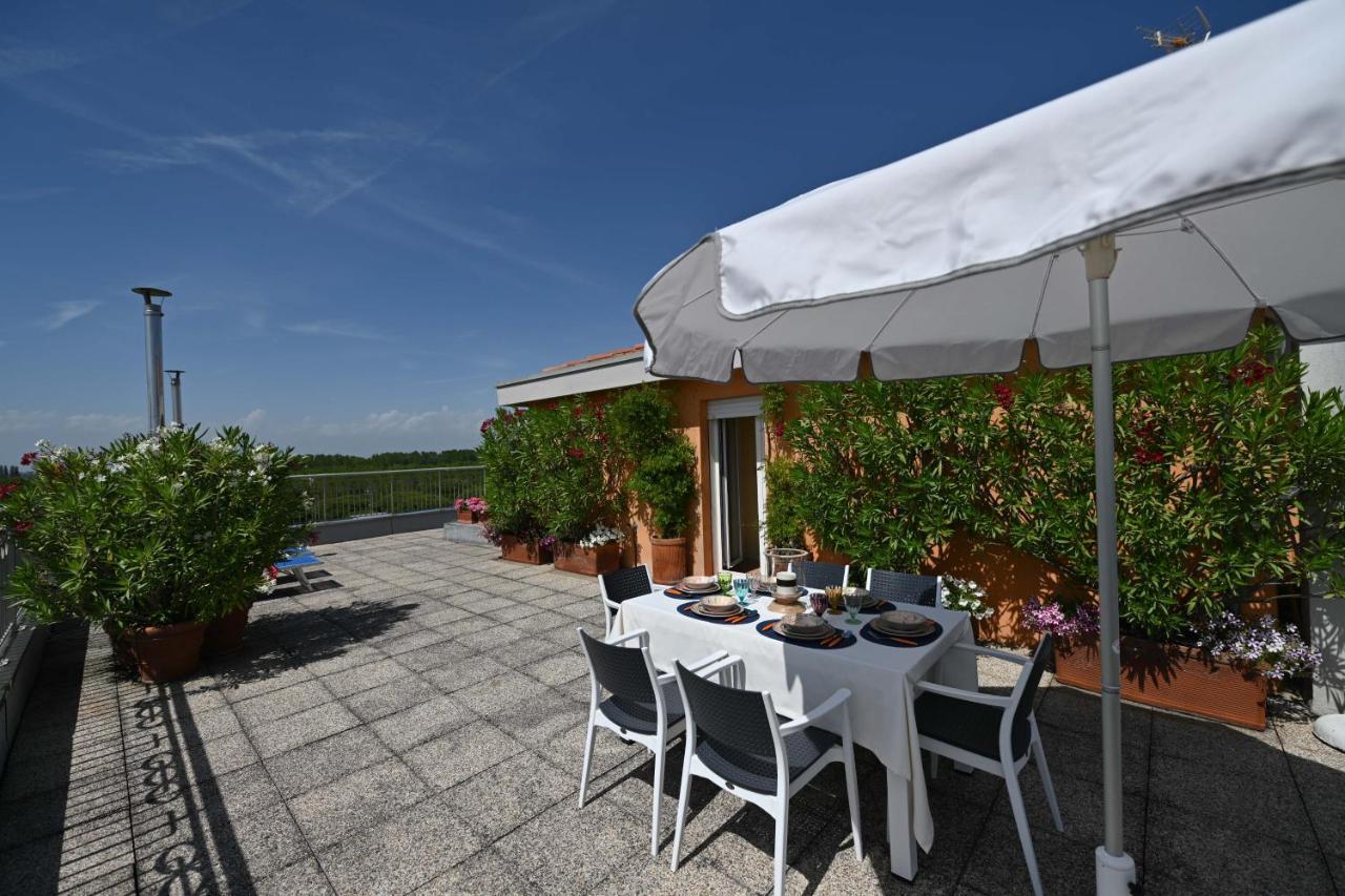 Residence Mariavittoria Lido di Jesolo Exterior foto